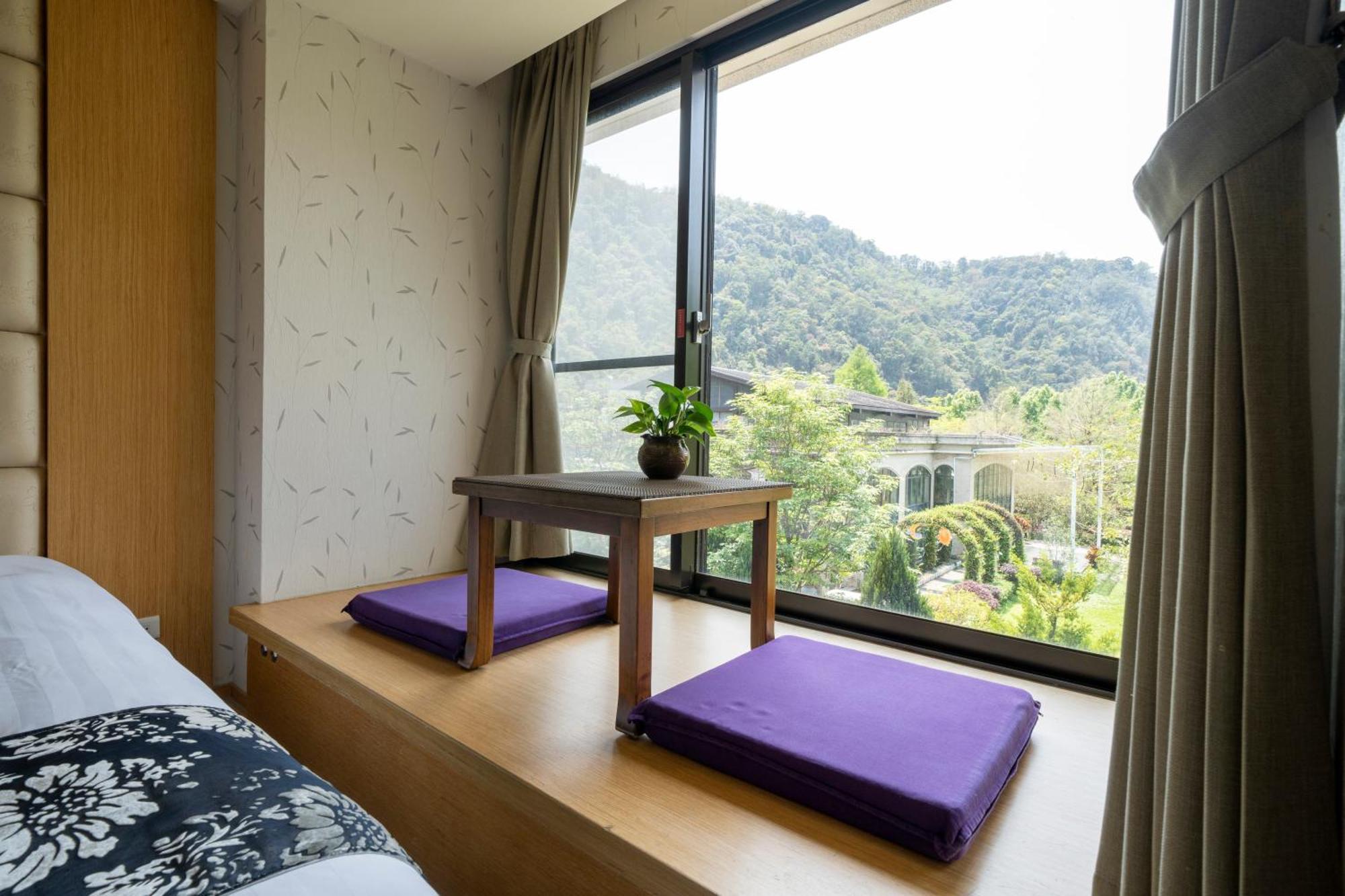 Tai-Yi Red Maple Resort Puli Bagian luar foto