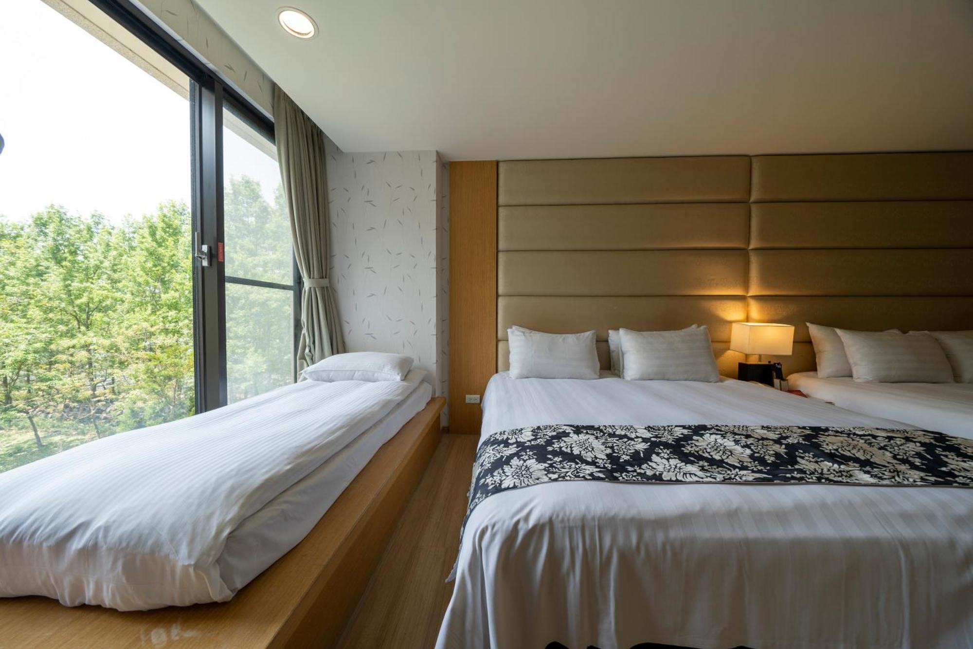 Tai-Yi Red Maple Resort Puli Bagian luar foto