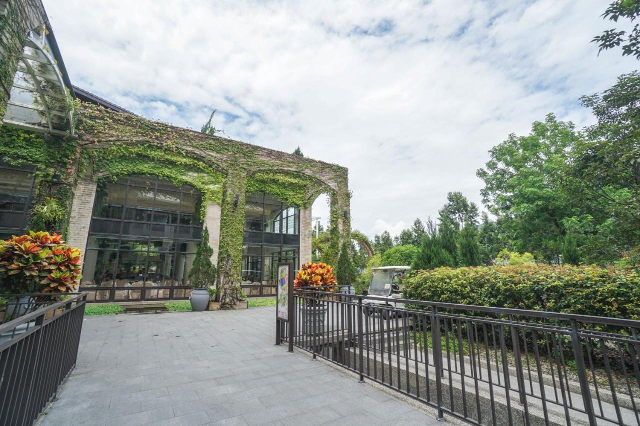 Tai-Yi Red Maple Resort Puli Bagian luar foto